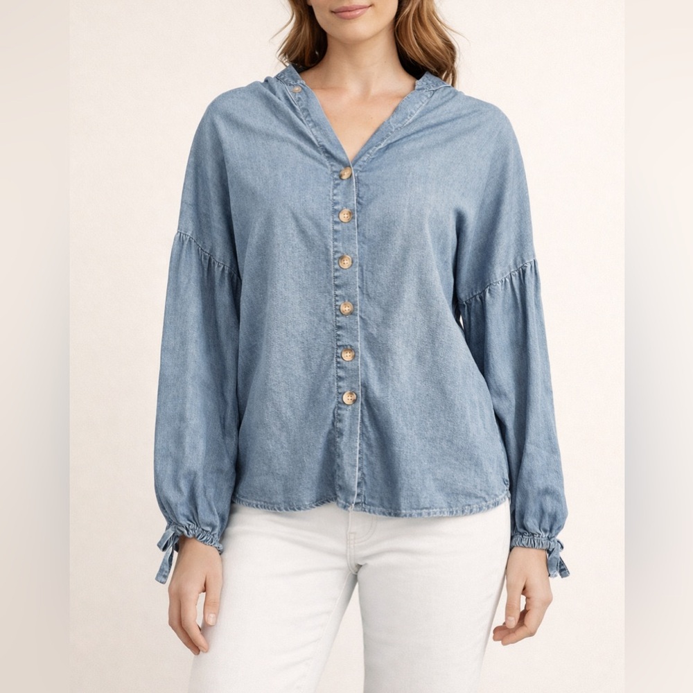 RW&Co Chambray Button Front Blouse Blue Long Sleeve Lightweight Casual Top Small